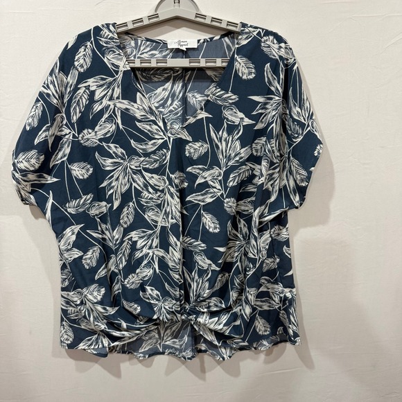 Beacon Apparel Tops - Beacon Apparel Womens XL Navy Blue Tropical Leaf Twist Front V-Neck Blouse Top